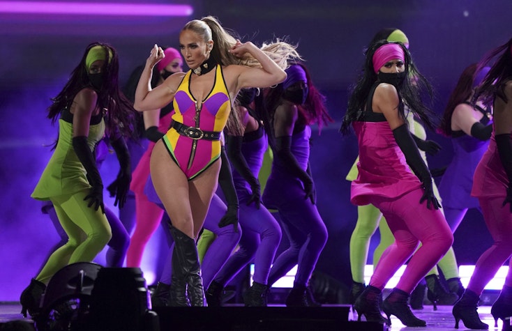 jennifer lopez pe scenă
