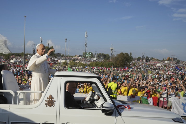 Papa Leon al XIV-lea a oficiat duminică, la Roma, o slujbă în aer liber