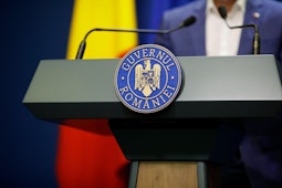 Cel de-al șaselea proiect vizează reforma administrației publice.