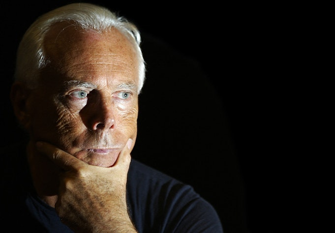 Giorgio Armani a murit