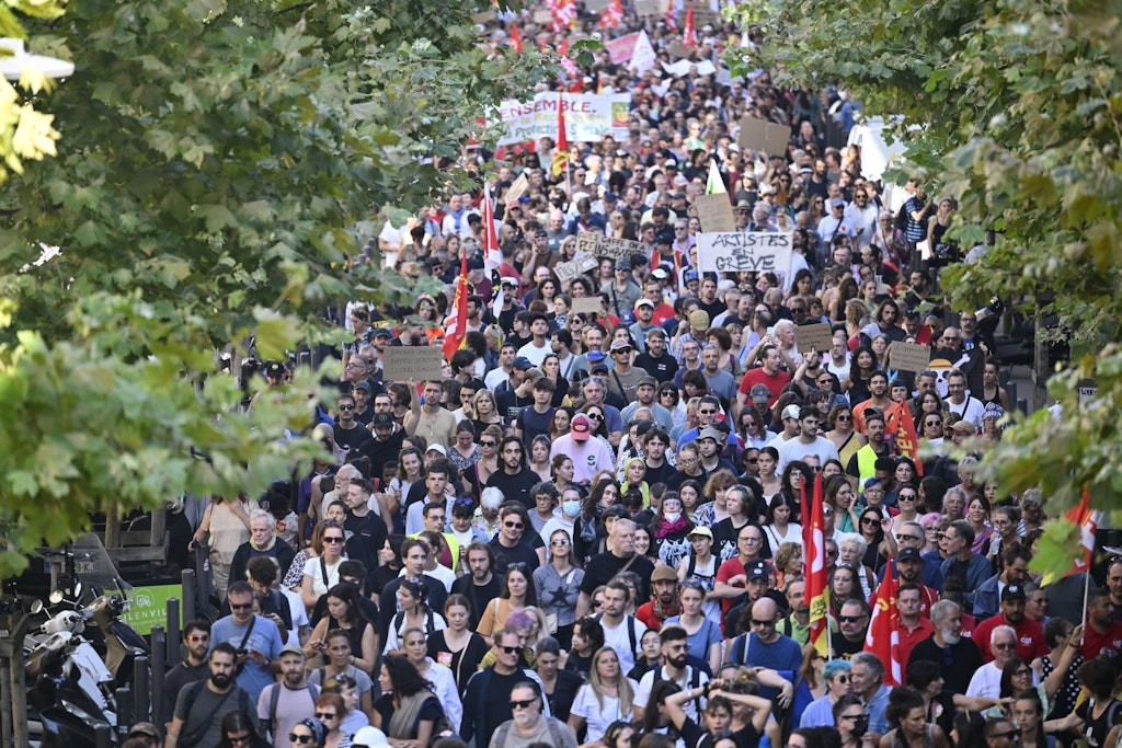 protestatari în marș