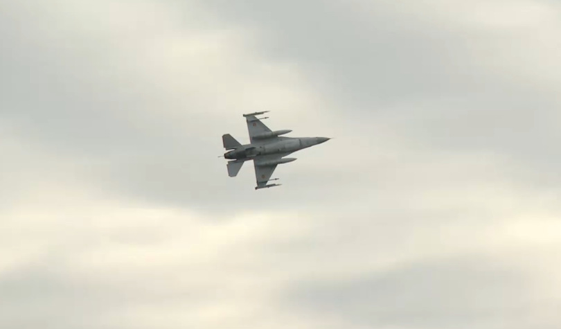 Avion de lupta F-16