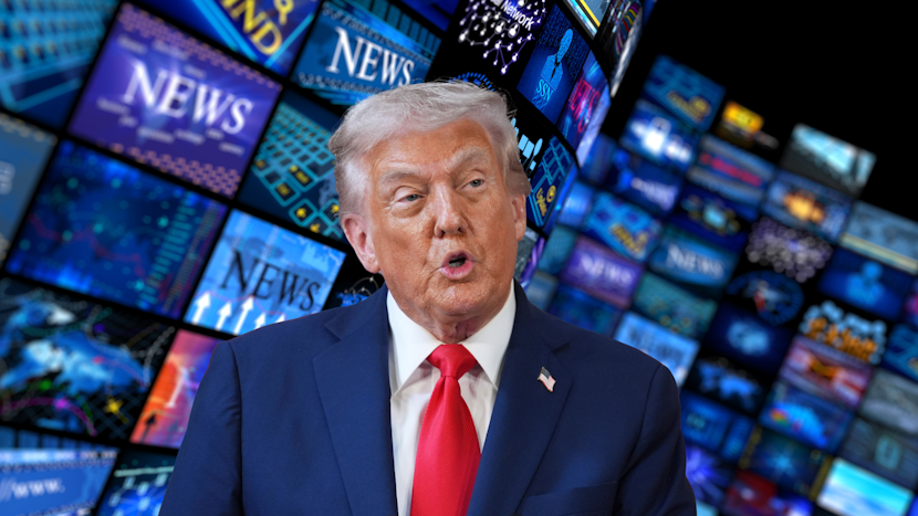 donald trump pe fundal cu numeroase ecrane care afișează știri