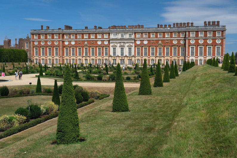 Palatul Hampton Court din Richmond,