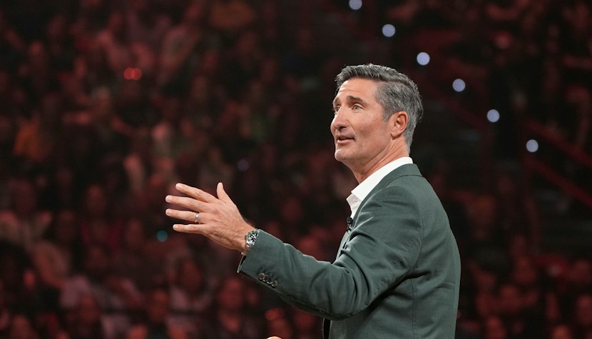 CEO-ul Starbucks, Brian Niccol CEO-ul Starbucks, Brian Niccol