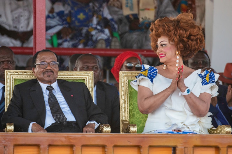 Presedintele Camerunului, Paul Biya, alaturi de sotia sa