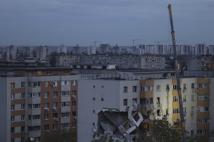 Blocul distrus după explozia din cartierul Rahova