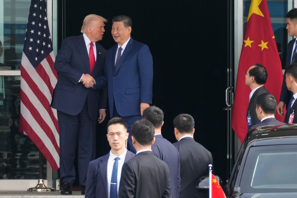 Trump își amână vizita în China: Ce înseamnă pentru relații? Trump își amână vizita în China: Ce înseamnă pentru relații?