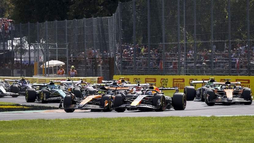 imagine din timpul unei curse de formula 1