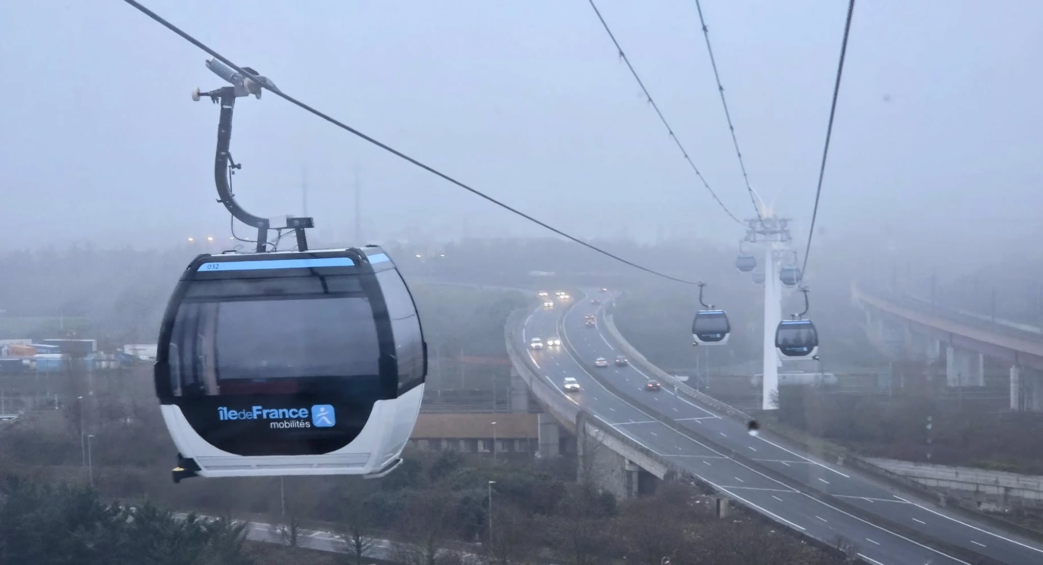Cel mai lung traseu de teleferic urban din Europa, inaugurat în ...