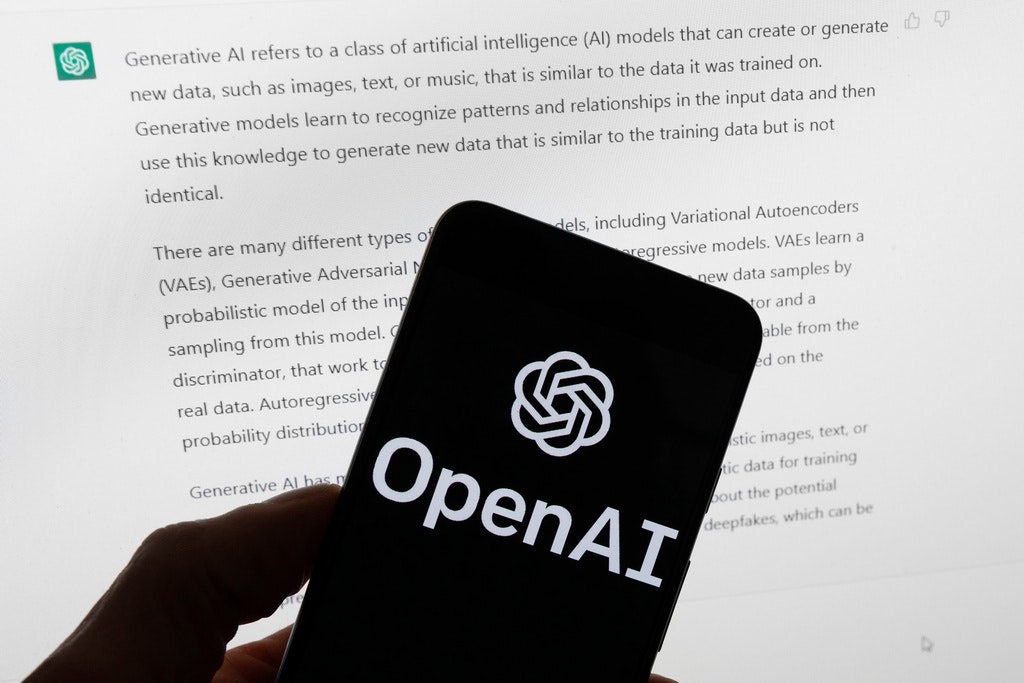 ChatGPT va introduce în UE watermark invizibil la texte generate AI pentru detectare