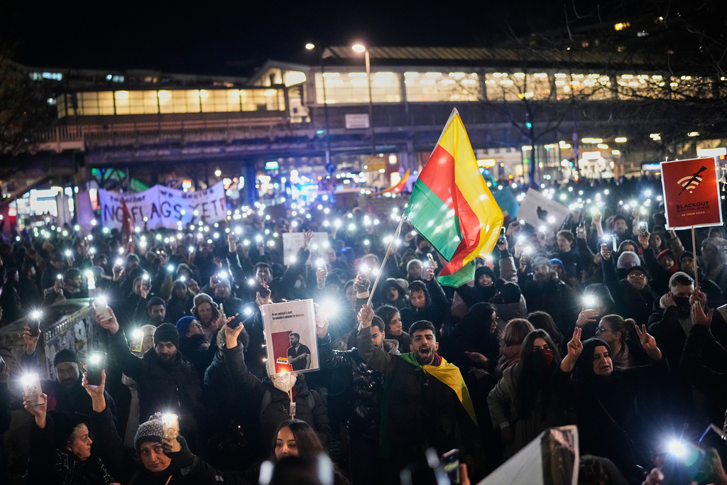 Protestele studenților din Iran: Un nou apel la libertate Protestele studenților din Iran: Un nou apel la libertate