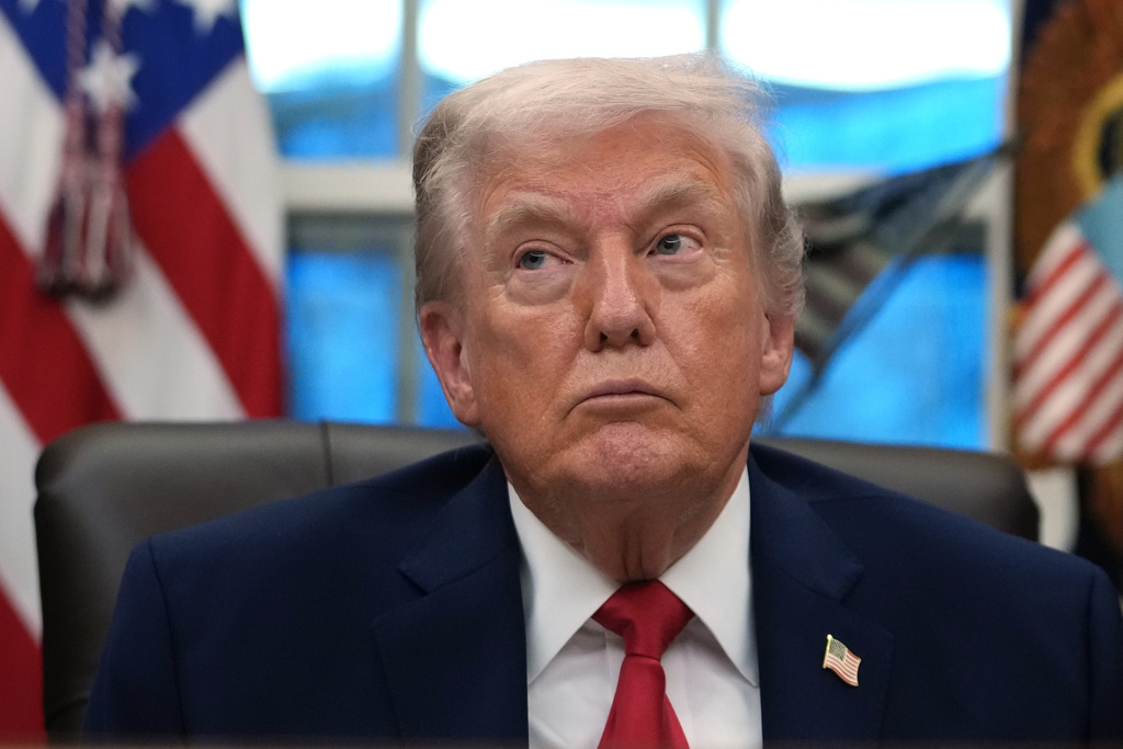 Trump anunță 5 miliarde $ pentru reconstrucția din Gaza Trump anunță 5 miliarde $ pentru reconstrucția din Gaza