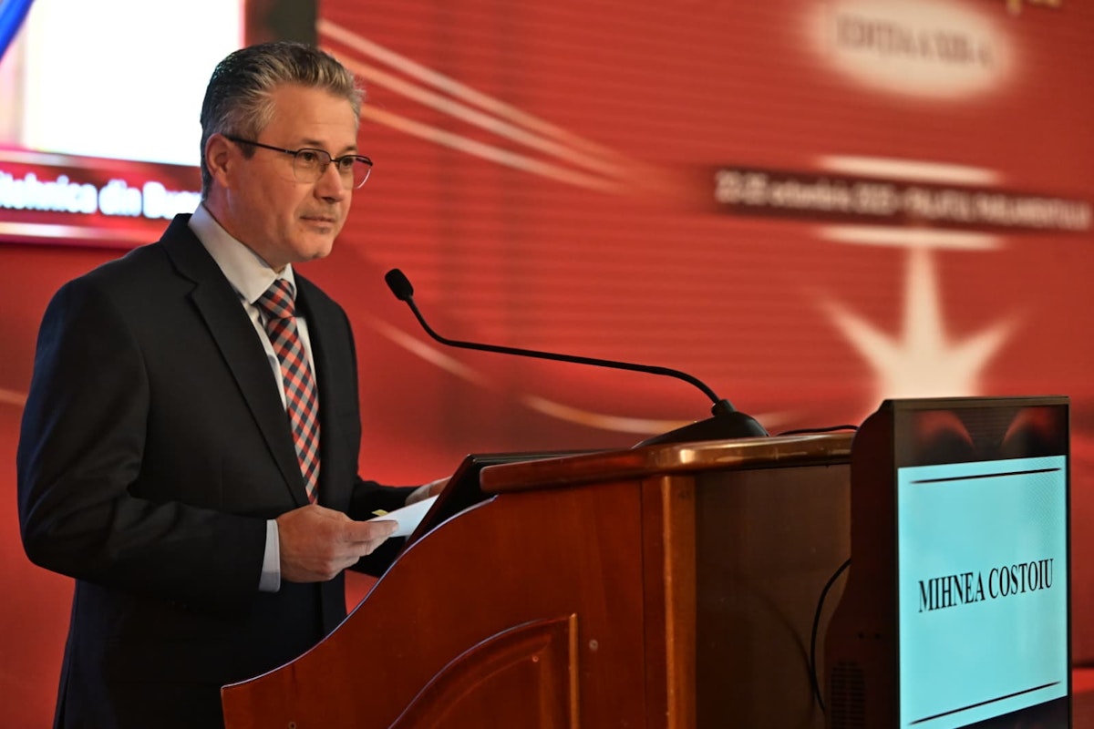 Mihnea Costoiu: Școala, pusă la zid într-un val de anti-intelectualism