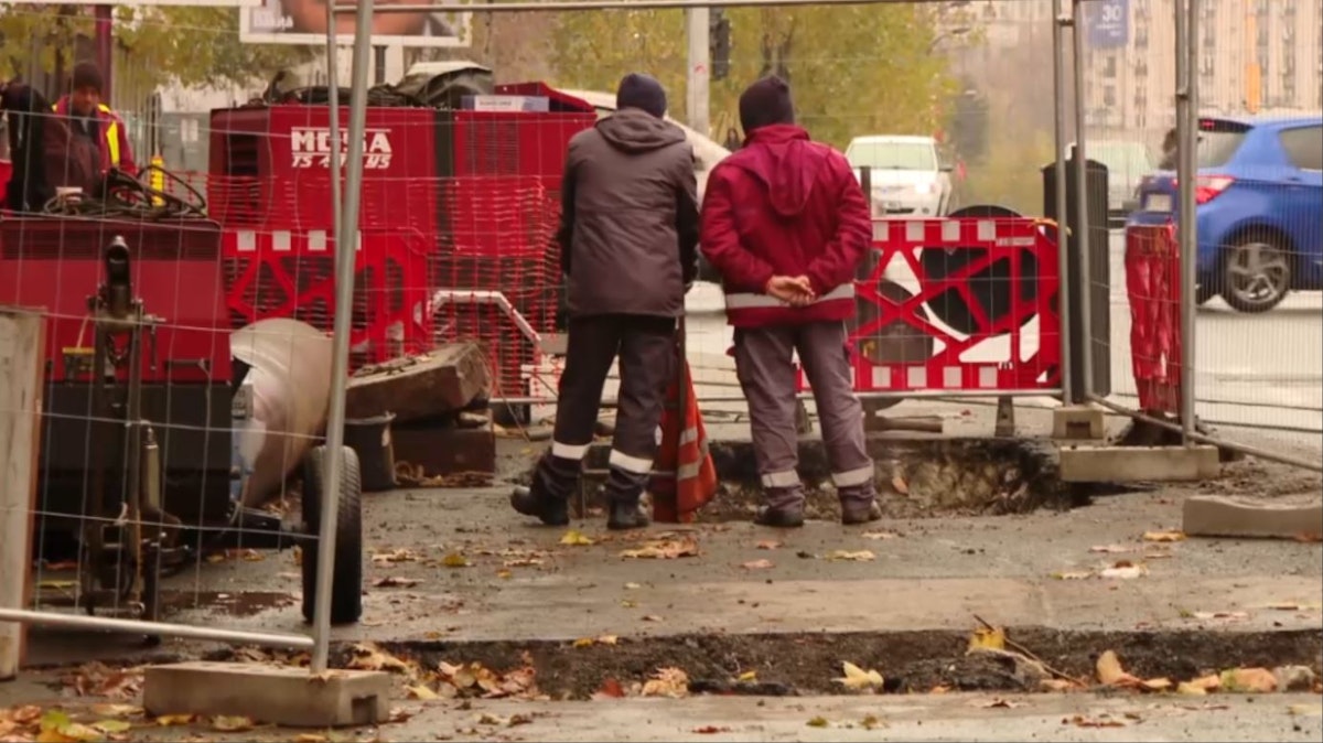Peste 1.800 de blocuri din București rămân fără apă caldă. Termoenergetica anunță lucrări