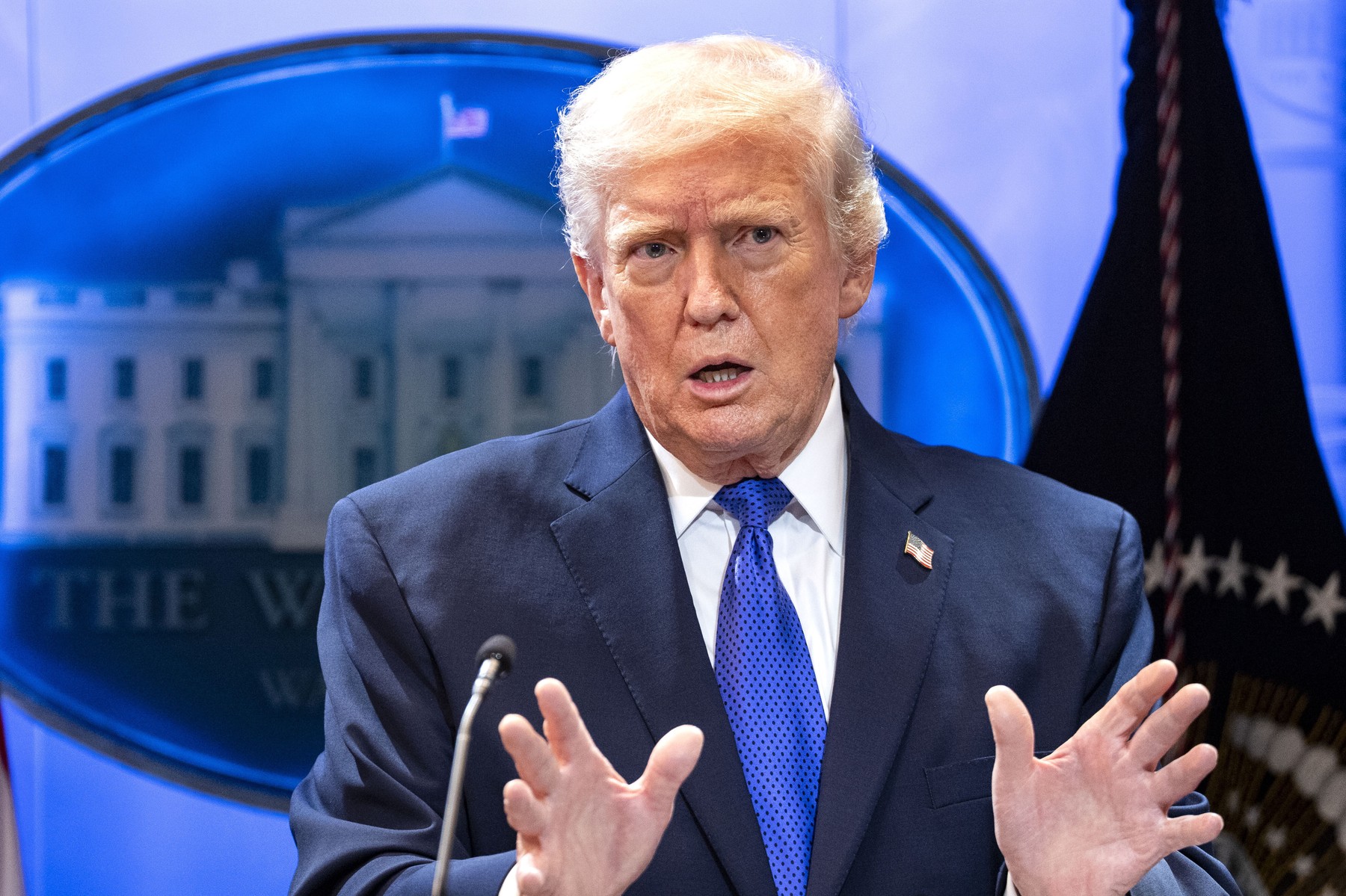 Trump amenință Iranul: atac selectiv pentru acord nuclear Trump amenință Iranul: atac selectiv pentru acord nuclear