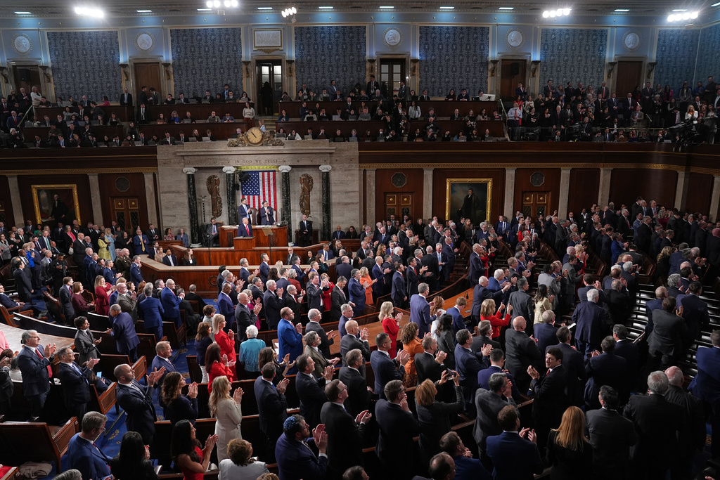 Trump și Starea Națiunii: Economia înfloritoare în 2023 Trump și Starea Națiunii: Economia înfloritoare în 2023