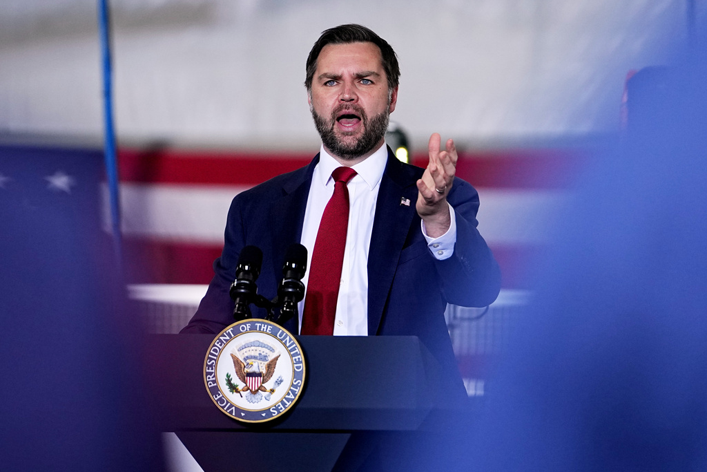 JD Vance: Un atac în Iran nu va duce la război îndelungat JD Vance: Un atac în Iran nu va duce la război îndelungat