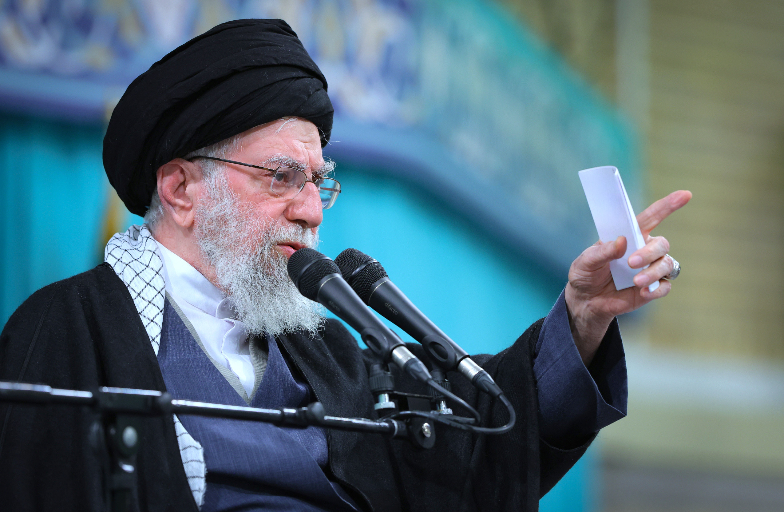 Ali Khamenei: Liderul Suprem care a Modelat Iranul Modern