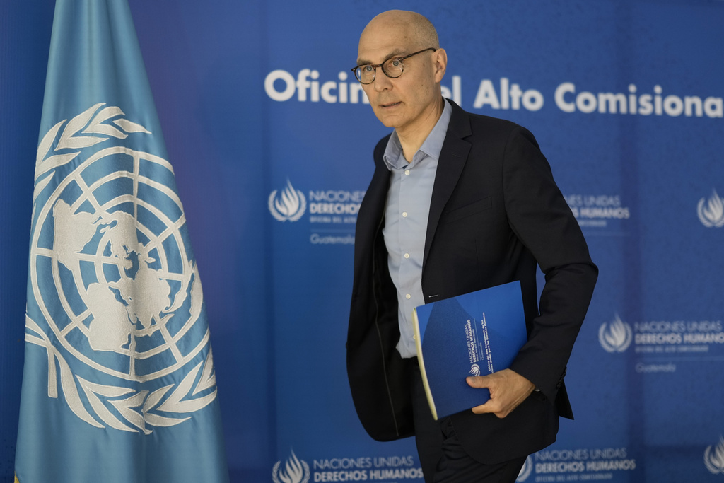 „Îngrijorări ONU: Noua lege din China amenință libertatea etnică” „Îngrijorări ONU: Noua lege din China amenință libertatea etnică”