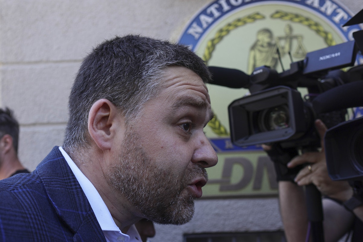 Procurorii aduc dovezi în dosarul primarului Ciprian Ciucu, acuzat de luare de mită