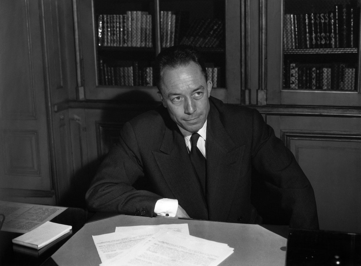 Arhiva lui Albert Camus, inclusiv manuscrisele „Străinul” și „Primul om”, intră în patrimoniul Franței