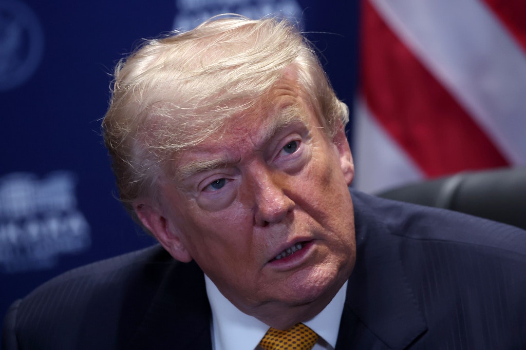 Donald Trump declară că armistițiul SUA-Iran nu mai este valabil după atacuri reciproce