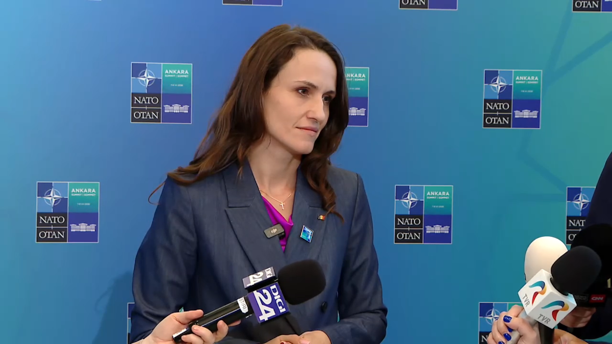 Oana Țoiu: România și-a respectat angajamentele asumate la summitul NATO de la Haga