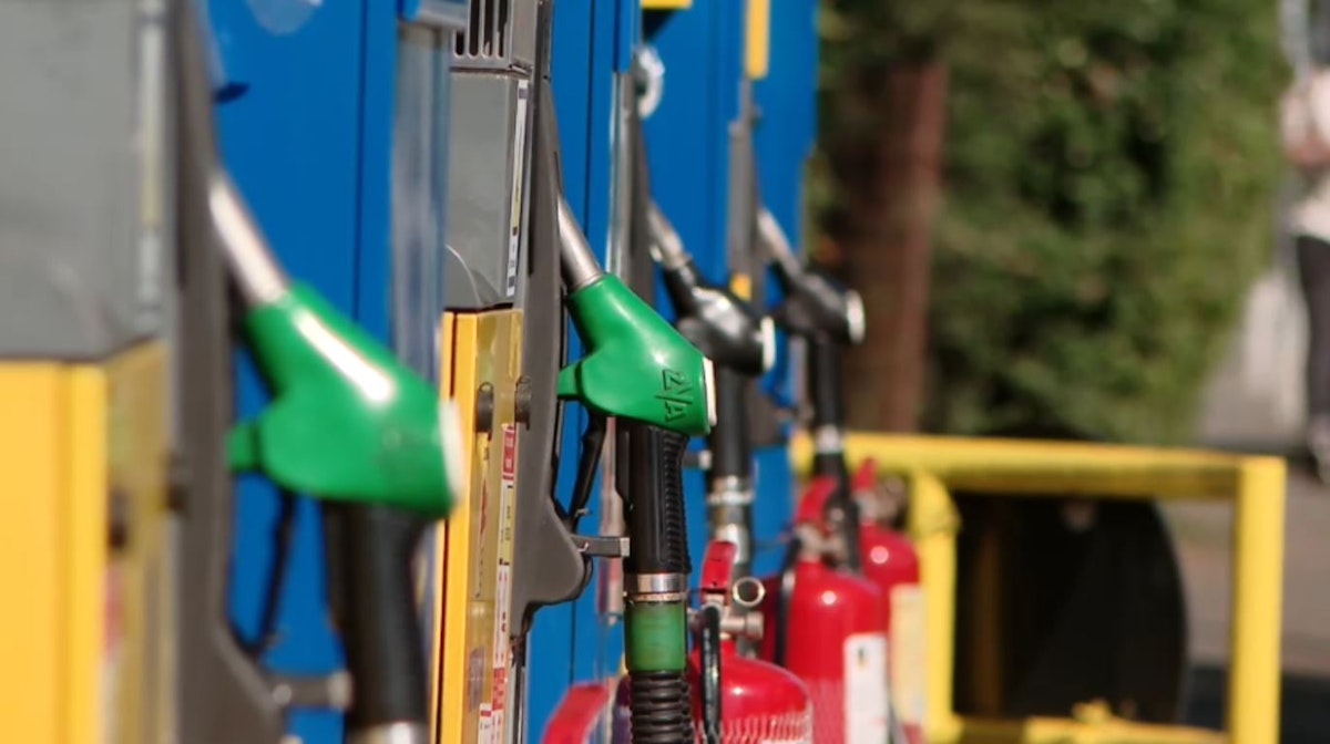 Noile atacuri dintre SUA și Iran duc la noi creșteri de preț pentru barilul de petrol