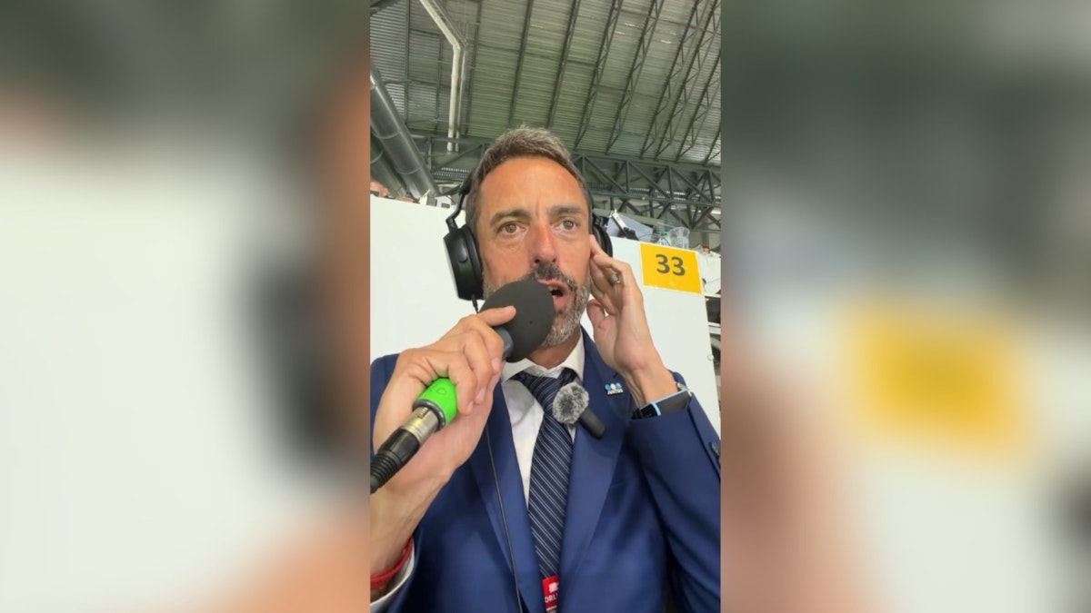 Comentatorul Pablo Giralt, emoționat la golul victoriei Argentinei cu Anglia