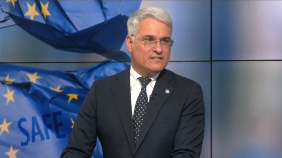EXCLUSIV Dragoș Pîslaru: Niciun salariu din sectorul public nu va scădea prin noua lege a salarizării
