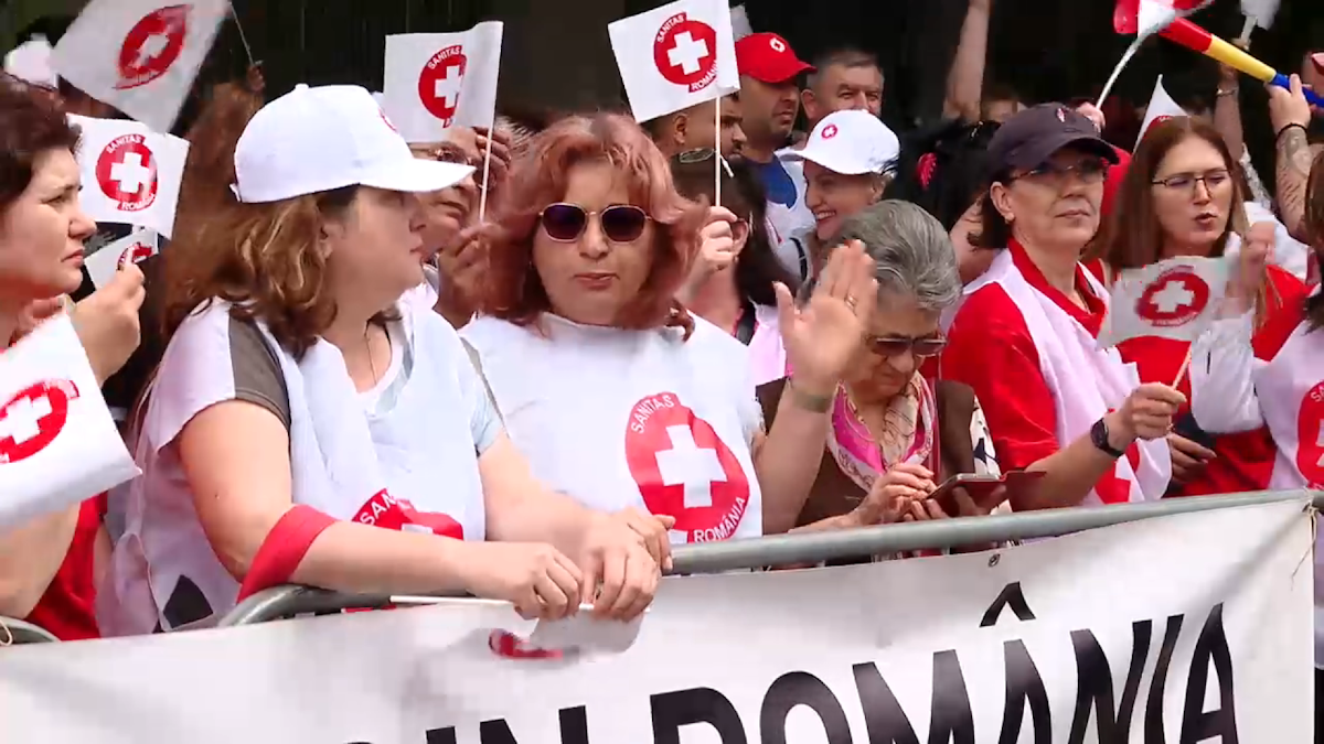 Peste 400 de spitale din România intră în grevă de avertisment luni