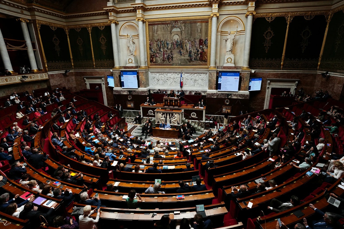 Franța interzice minorilor sub 15 ani accesul la rețelele sociale