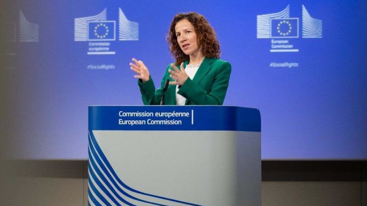 Roxana Mînzatu: UE sprijină 50 de milioane de europeni să reintre pe piața muncii