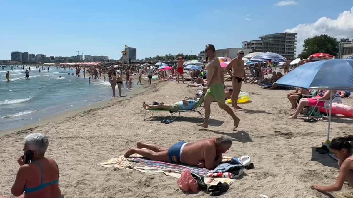 Românii își planifică vacanțele cu ajutorul ChatGPT, dar specialiștii recomandă vigilență