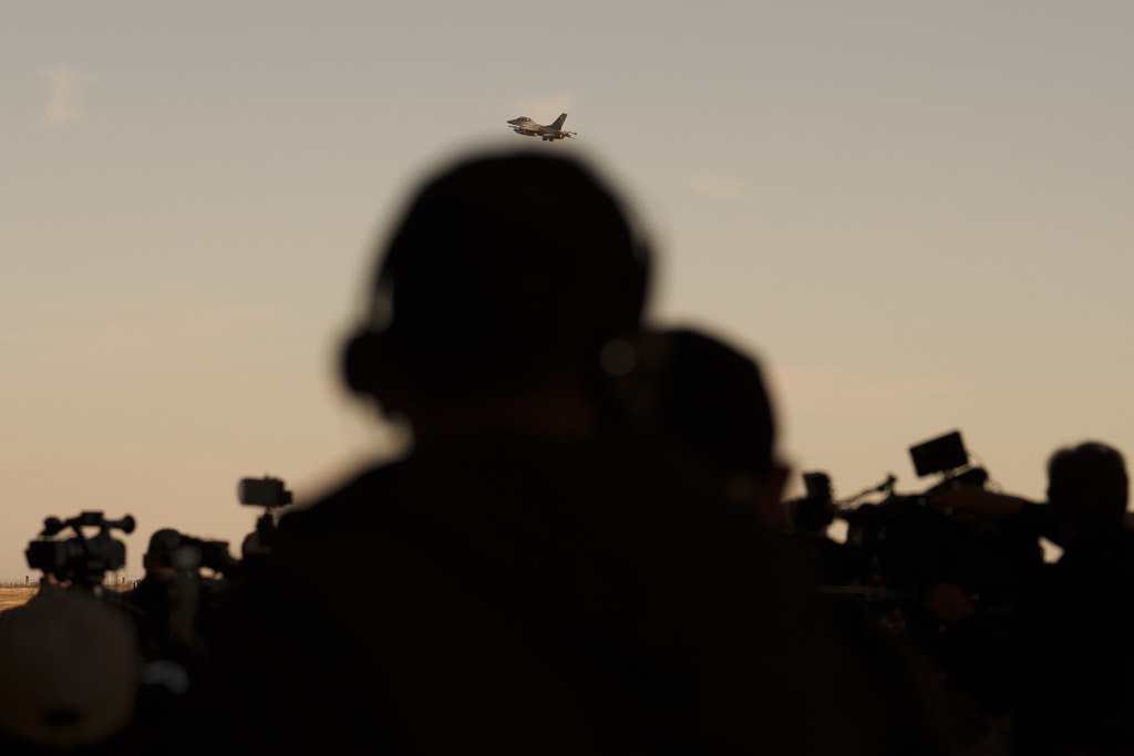Ministrul Apărării trage un semnal de alarmă deși piloții români au doborât trei drone în trei zile: „Nu e în regulă să se întâmple atât de des”
