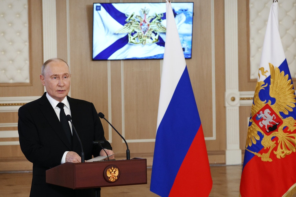 Putin acuză Occidentul de folosirea metodelor teroriste: Poporul rus nu va fi doborât