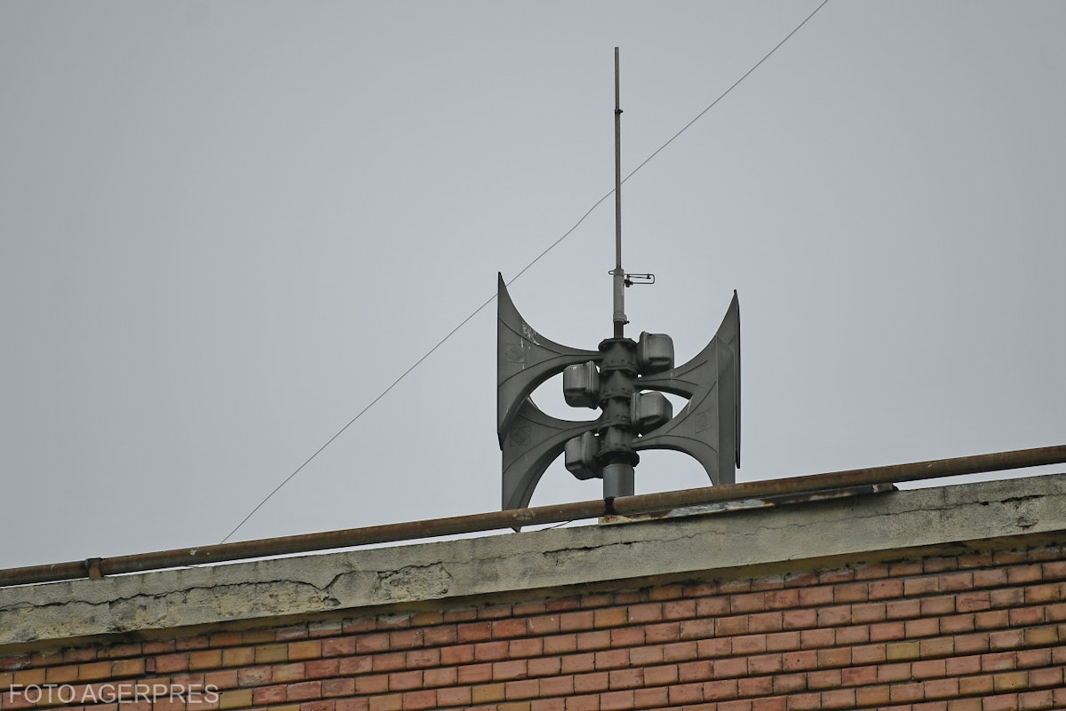 Alarma aeriană activată în județul Lublin, Polonia, după prăbușirea unui obiect neidentificat