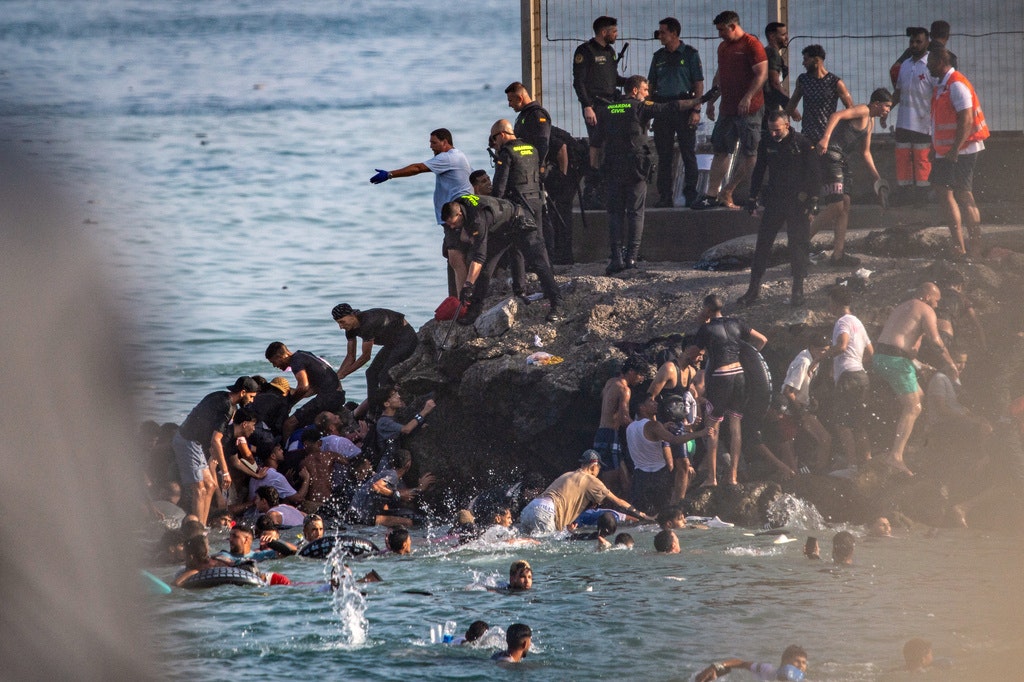 Scandal în Parlamentul European pe tema migrației: confruntări între PPE și socialiști pe valul migranților din Ceuta