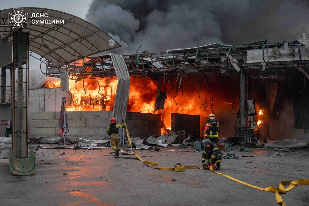 Rusia a atacat peste 200 de benzinării în Ucraina, dar autoritățile ucrainene afirmă că există suficient combustibil