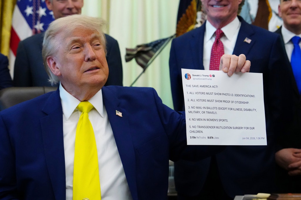 Trump respinge informațiile despre lipsa de muniție: „Avem rezerve uriașe”