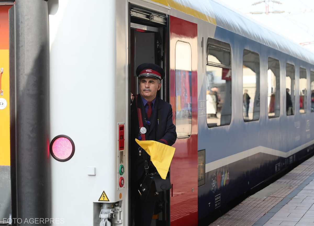 Noile trenuri electrice din PNRR încep să circule pe ruta București – Brașov