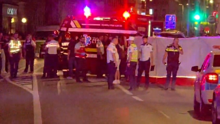 Accident grav în Brașov. O mașină a lovit un grup de pietoni pe trotuar. Două persoane au murit