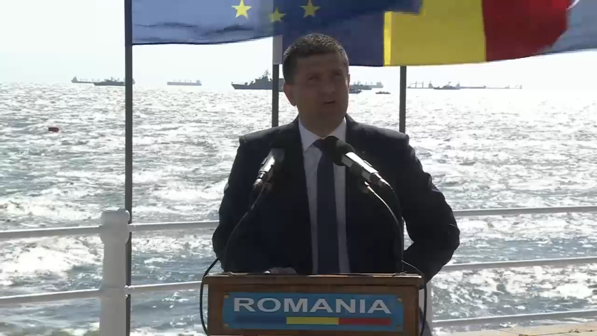 Ministrul apărării: România, în prima linie de apărare a UE. Importanța înzestrării armatei