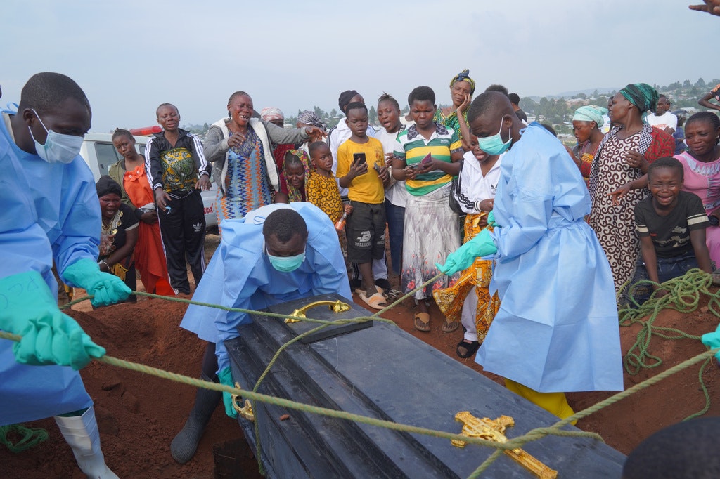 Cea mai gravă epidemie de Ebola din istoria RD Congo, cu un deseuri record în trei luni