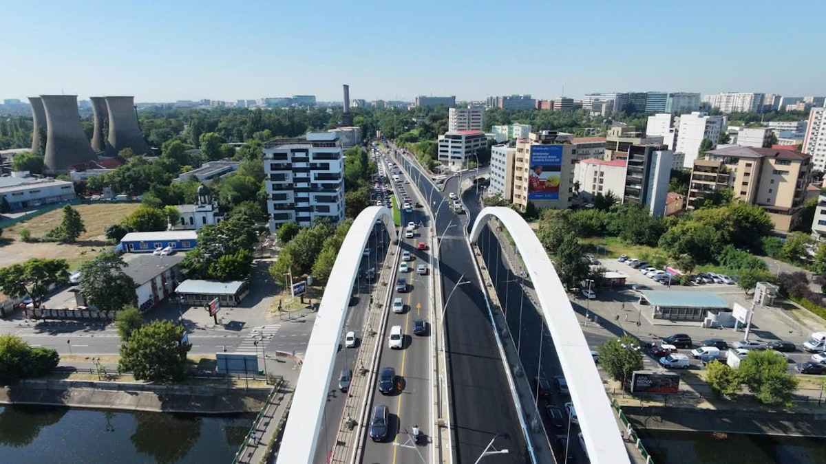 Traficul pe Pasajul Basarab va fi reluat parțial începând de mâine