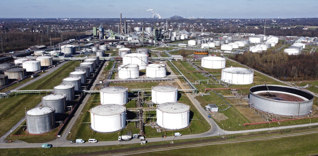 Șase țări din UE vor „o taxare excepțională” pentru marile companii petroliere
