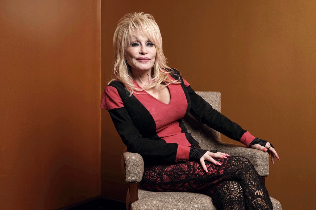 Dolly Parton, legendă country, a murit la 80 de ani