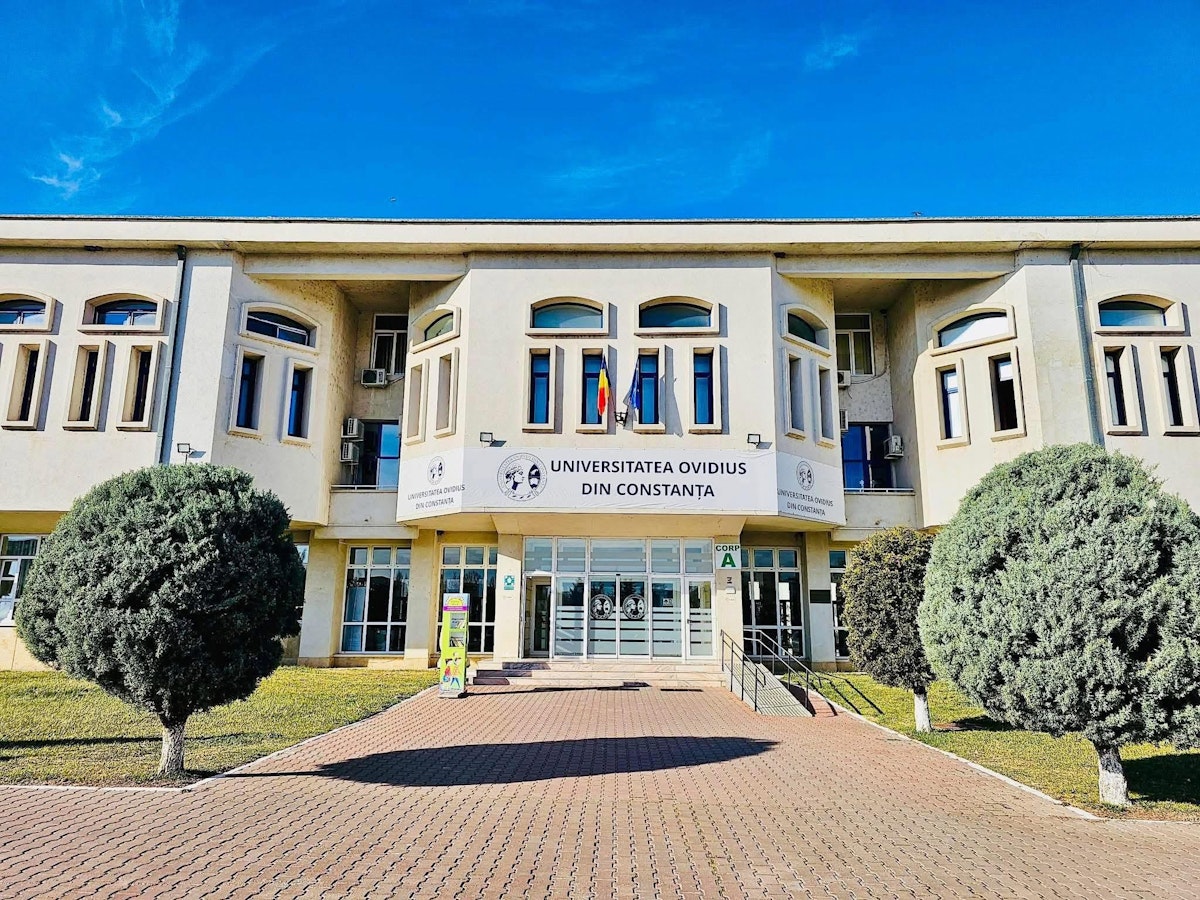 Percheziții DNA la Universitatea Ovidius din Constanța pentru presupusa fraudare a examenelor