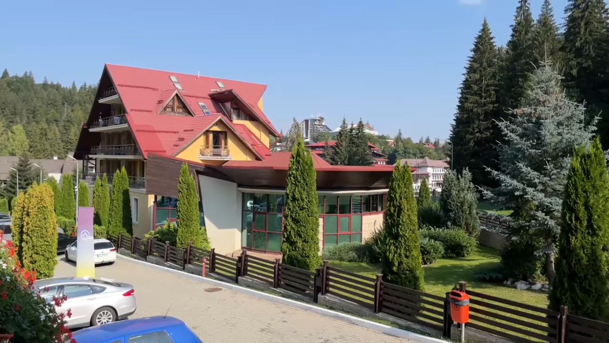 Sezon slab pentru hotelierii de la munte în 2026: turiști mai puțini și vacanțe scurte